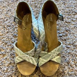Toms wedge sandals